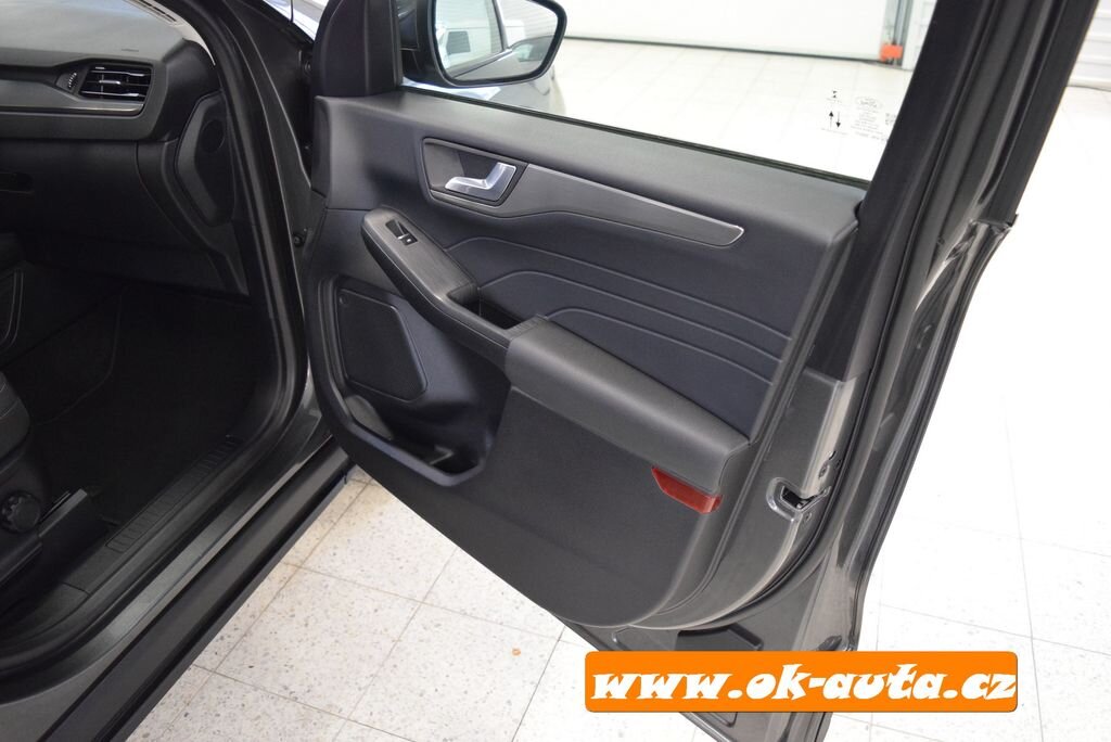 Ford Kuga SUV 2,5 l 112 kw