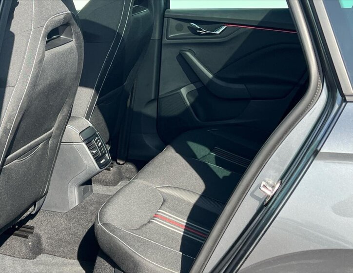 Škoda Kamiq Hatchback 999,0 85 kw