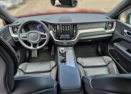 Volvo XC60 SUV / Terénní 2,0 l 145 kw