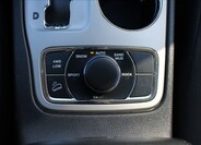 Jeep Grand Cherokee 16