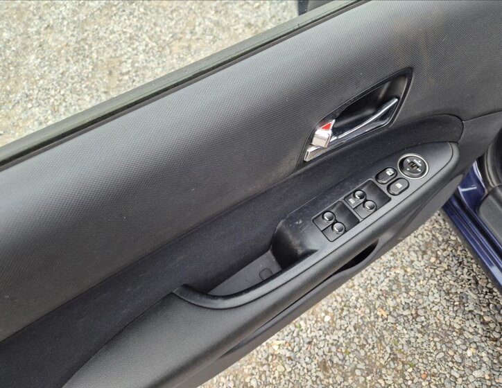 Hyundai i30 Hatchback 1,6 l 89 kw