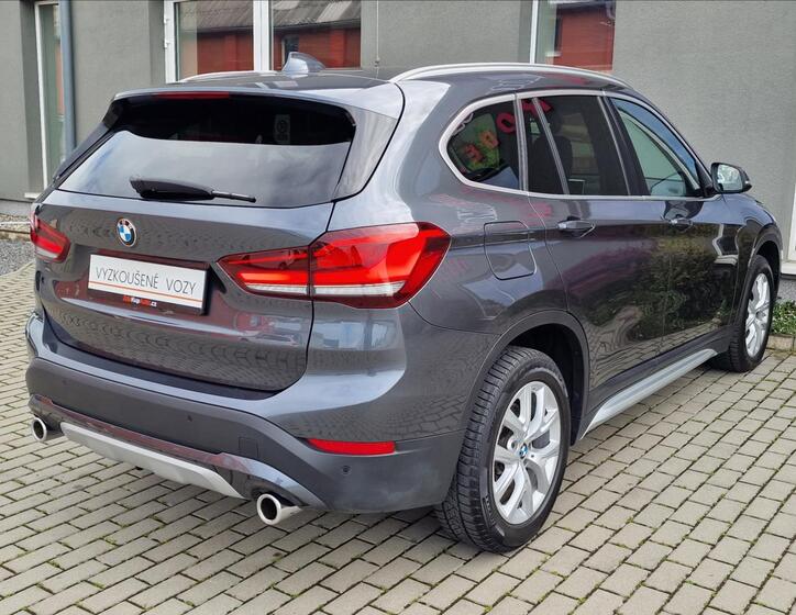 BMW X1 10