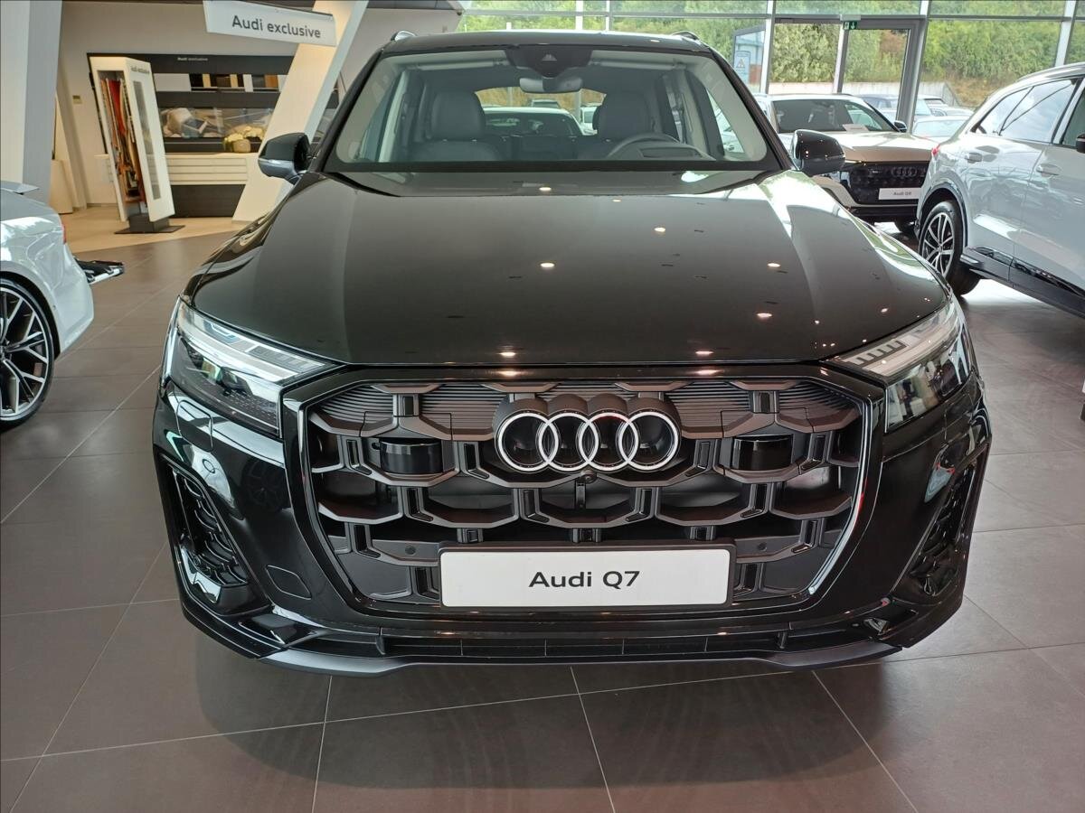 Audi Q7 SUV 3,0 l 210 kw