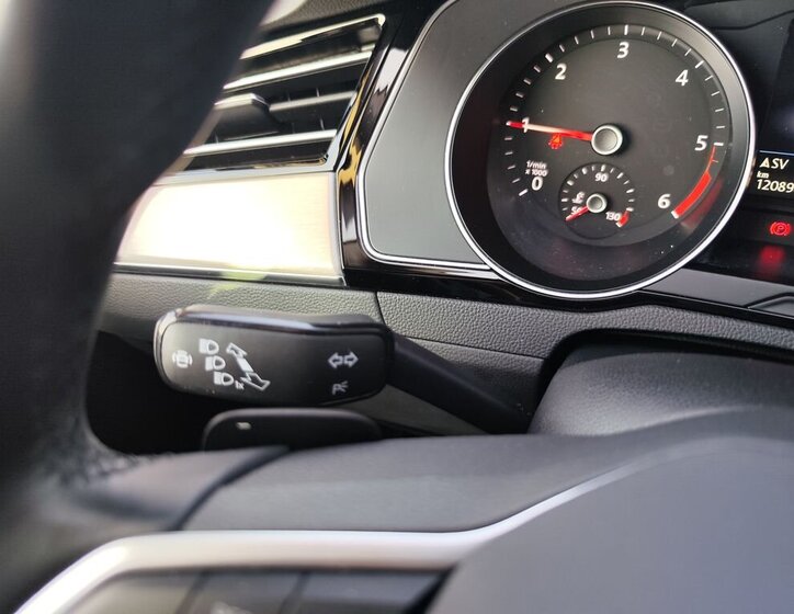 Volkswagen Passat Kombi 2,0 l 110 kw