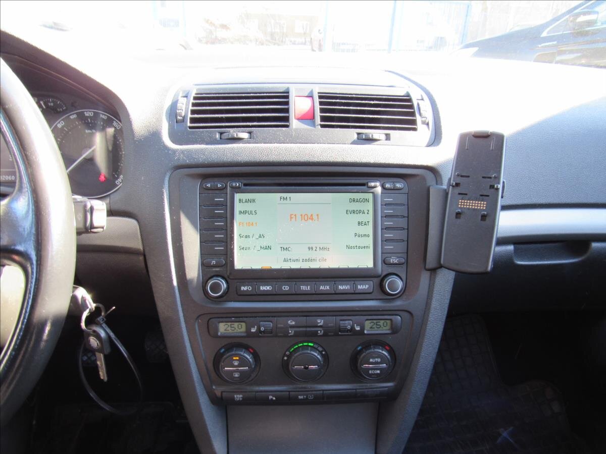 Škoda Octavia Sedan 2,0 l 110 kw