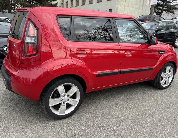 KIA Soul Hatchback 1,6 l 94 kw