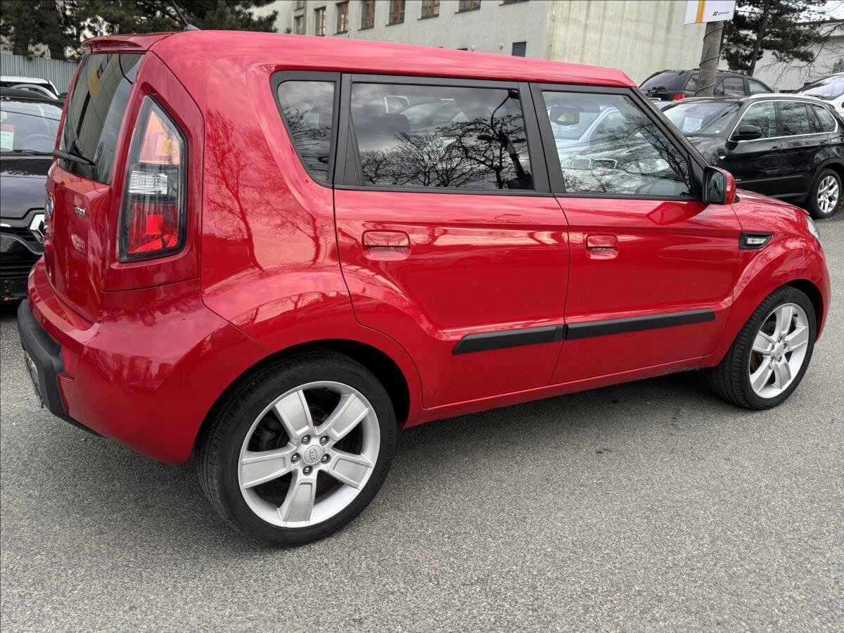 KIA Soul Hatchback 1,6 l 94 kw