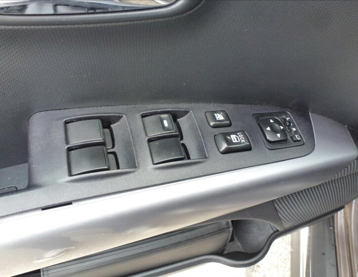 Mitsubishi Outlander 33