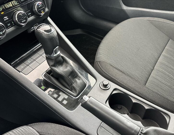 Škoda Octavia Liftback 1,6 l 85 kw