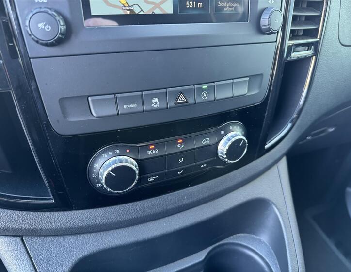 Mercedes-Benz Vito 12