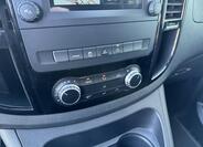 Mercedes-Benz Vito 12