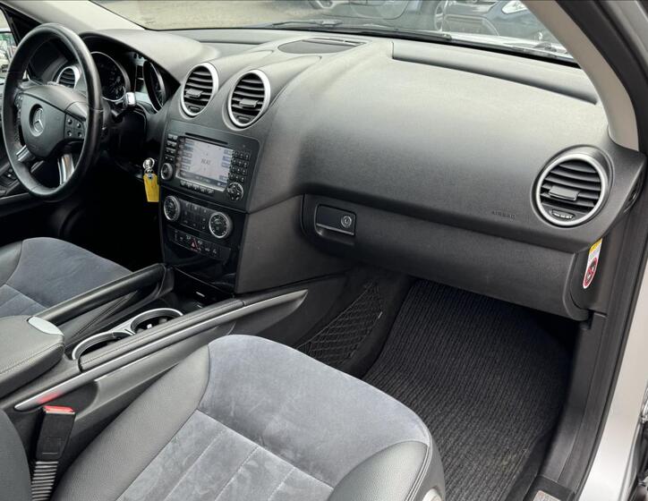 Mercedes-Benz Třídy M 22