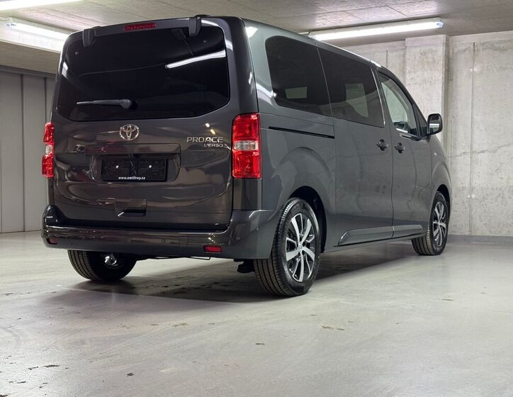 Toyota ProAce Verso 5