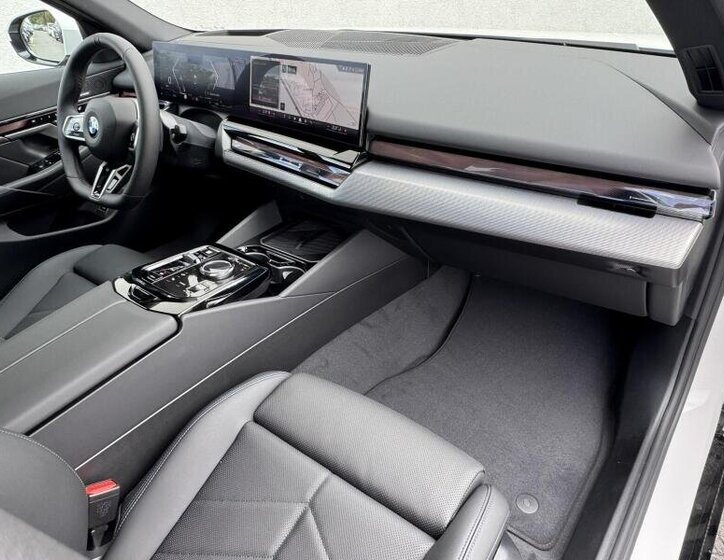 BMW Řada 5 Ostatní 3,0 l 210 kw