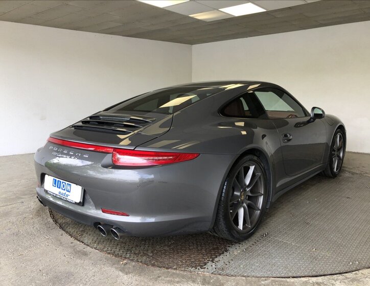 Porsche 911 Kupé 3,8 l 294 kw