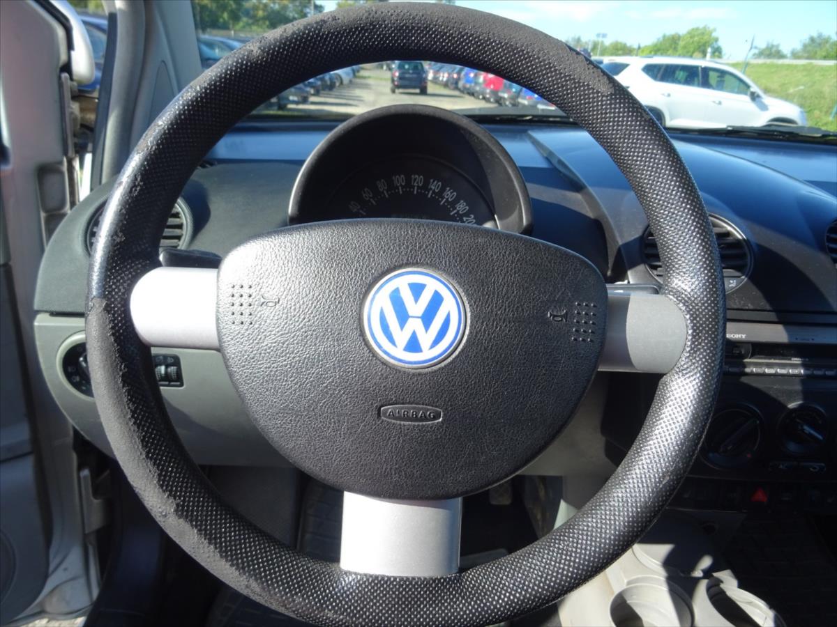 Volkswagen New Beetle