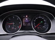 Volkswagen Passat Sedan / Limuzína 2,0 l 140 kw