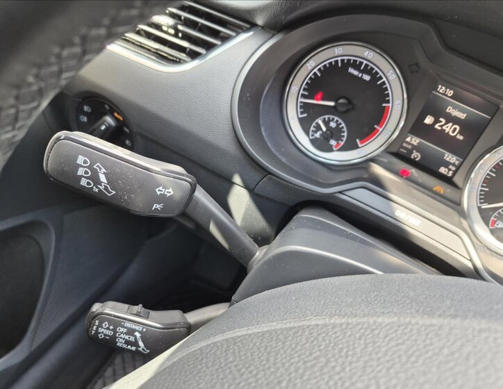 Škoda Octavia Kombi 1,5 l 110 kw