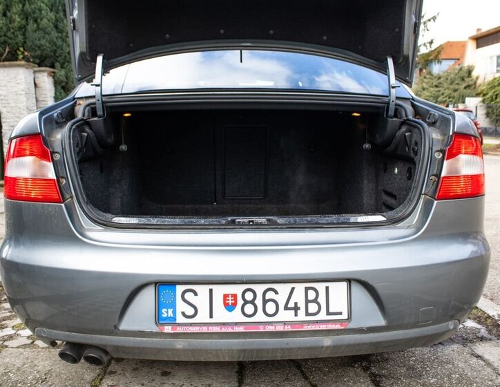 Škoda Superb Sedan 1,8 l 118 kw