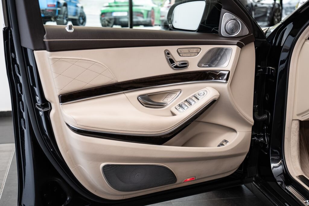 Mercedes-Benz Třídy S Sedan / Limuzína 4,0 l 345 kw