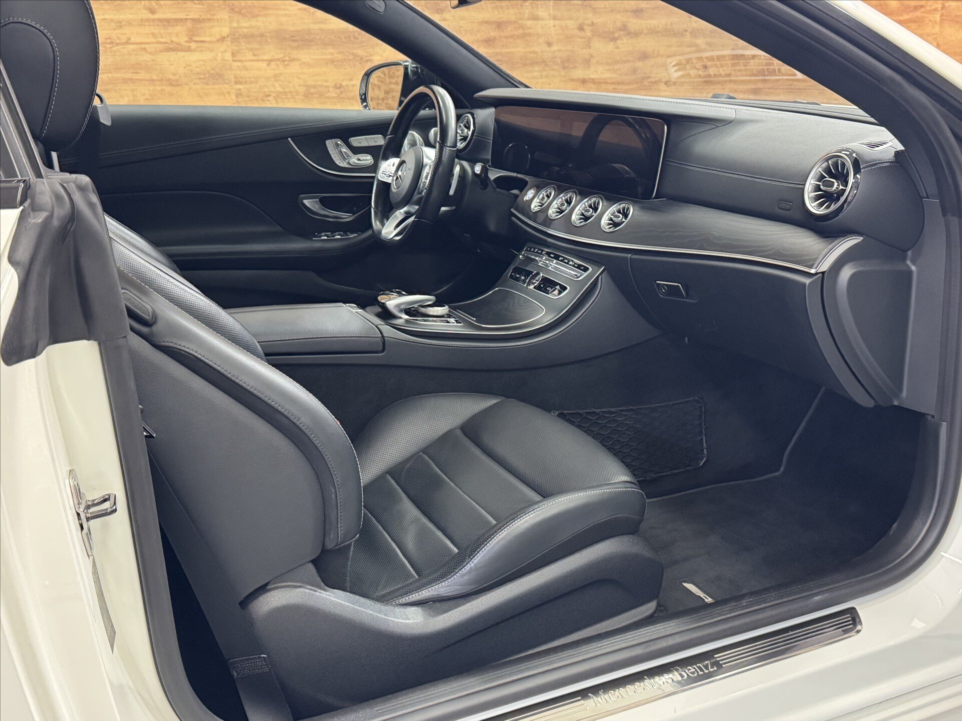 Mercedes-Benz Třídy E Kupé 2,9 l 250 kw