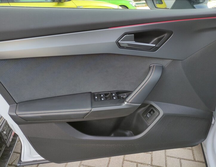 Cupra Formentor SUV / Terénní 2,0 l 245 kw