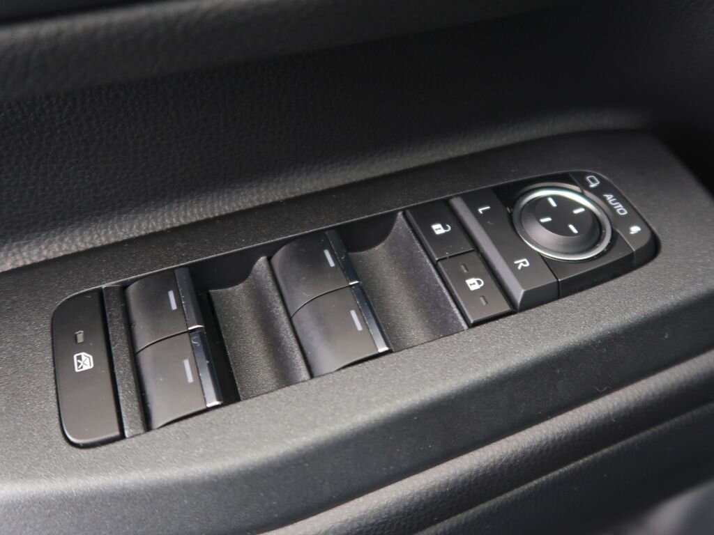 Toyota Land Cruiser SUV 2,8 l 151 kw