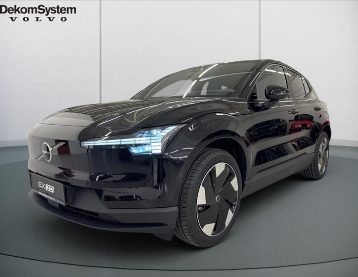 Volvo EX30 1