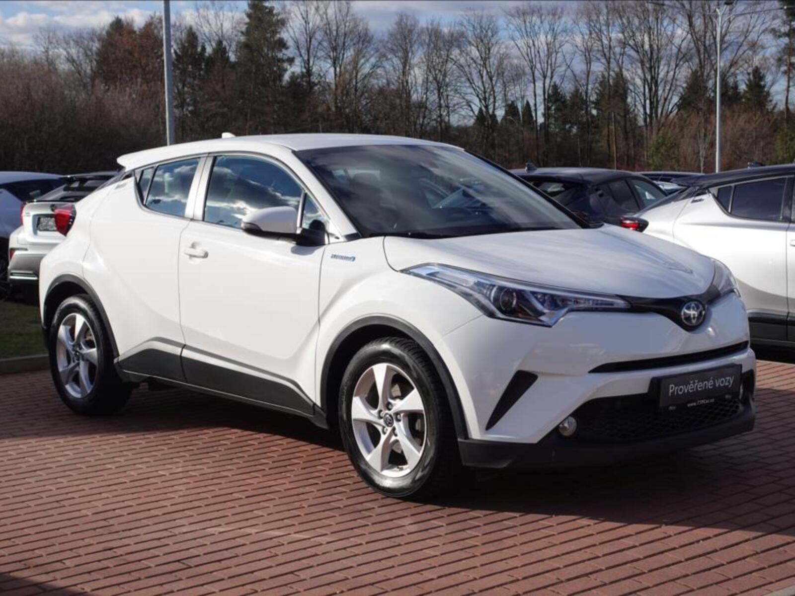 Toyota C-HR 3