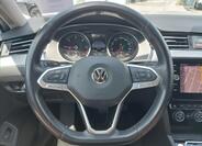 Volkswagen Passat 25