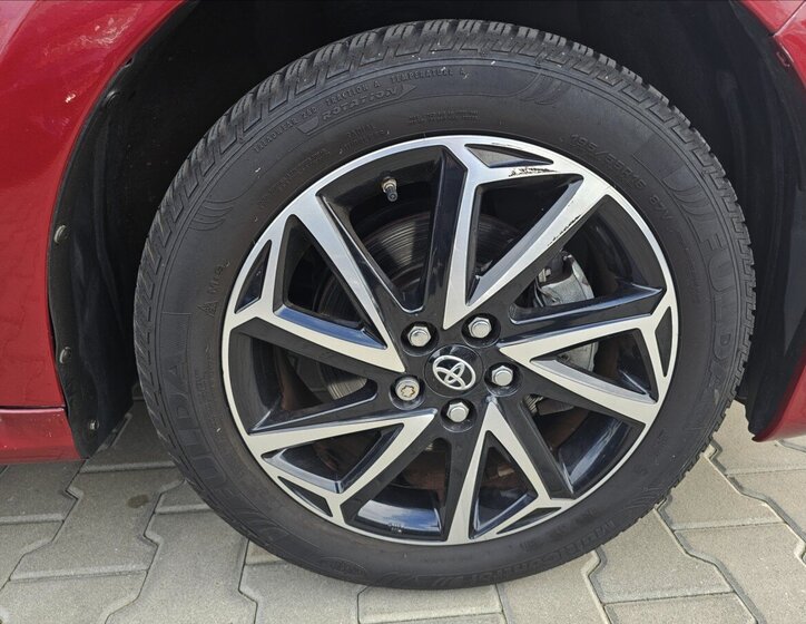 Toyota Yaris Hatchback 1,5 l 68 kw