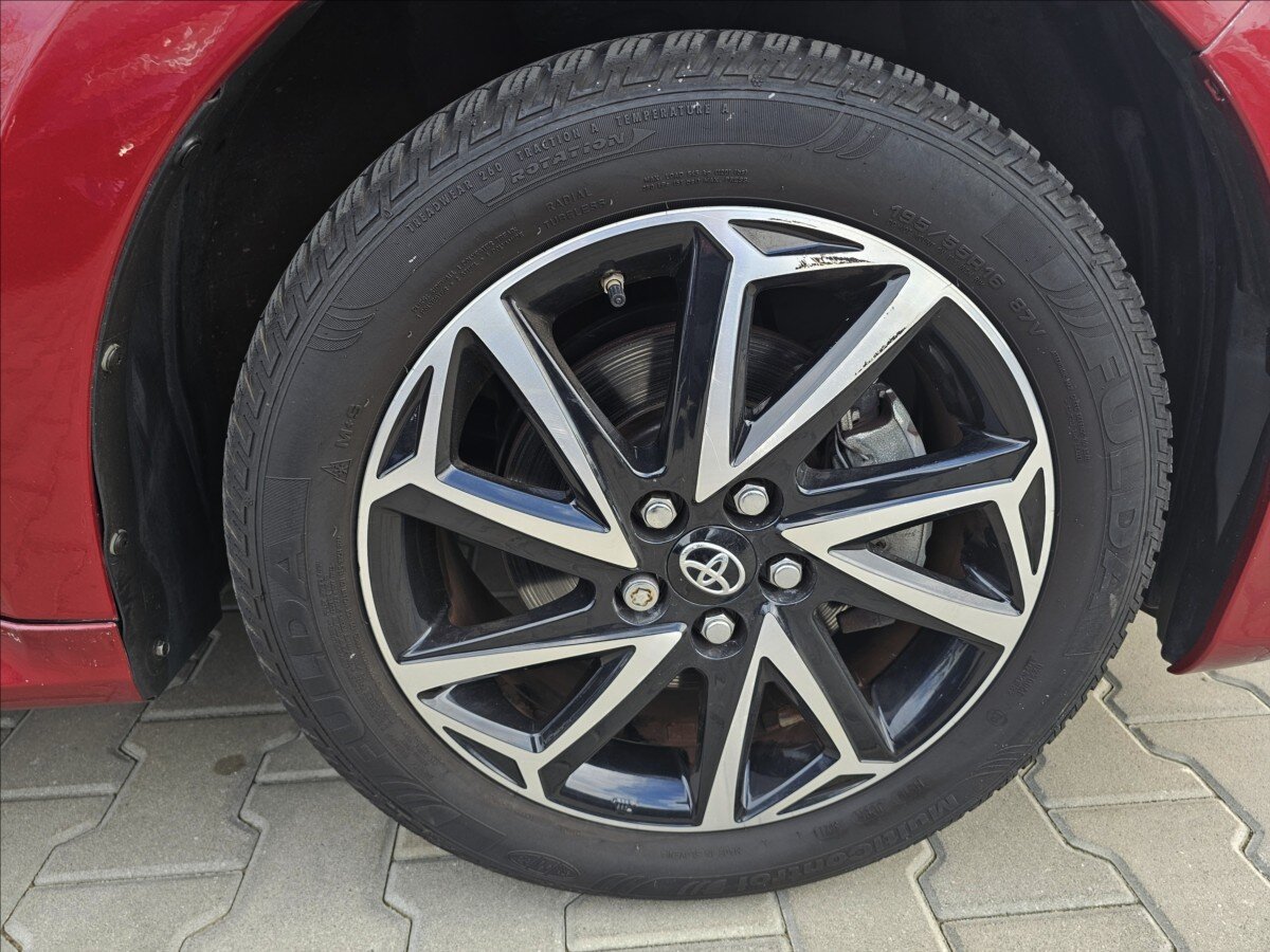 Toyota Yaris Hatchback 1,5 l 68 kw