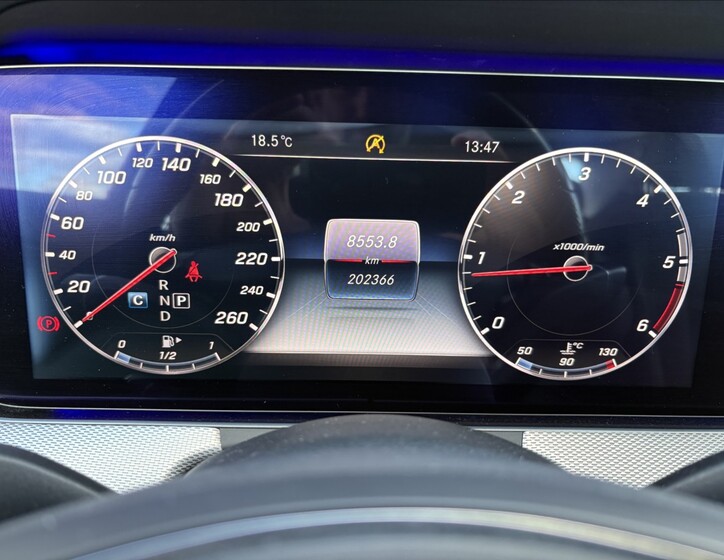 Mercedes-Benz Třídy E 10