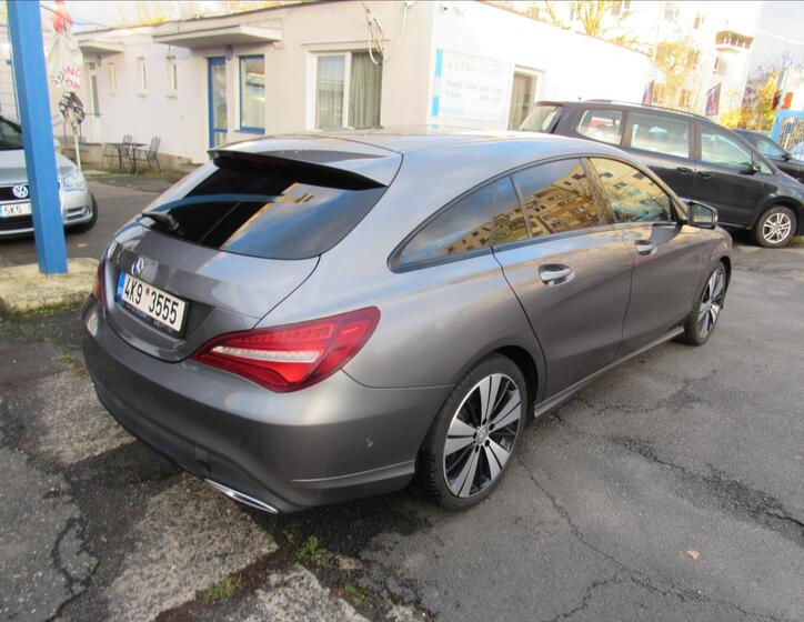 Mercedes-Benz CLA 6
