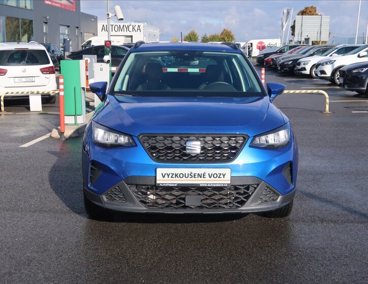 Seat Arona 4