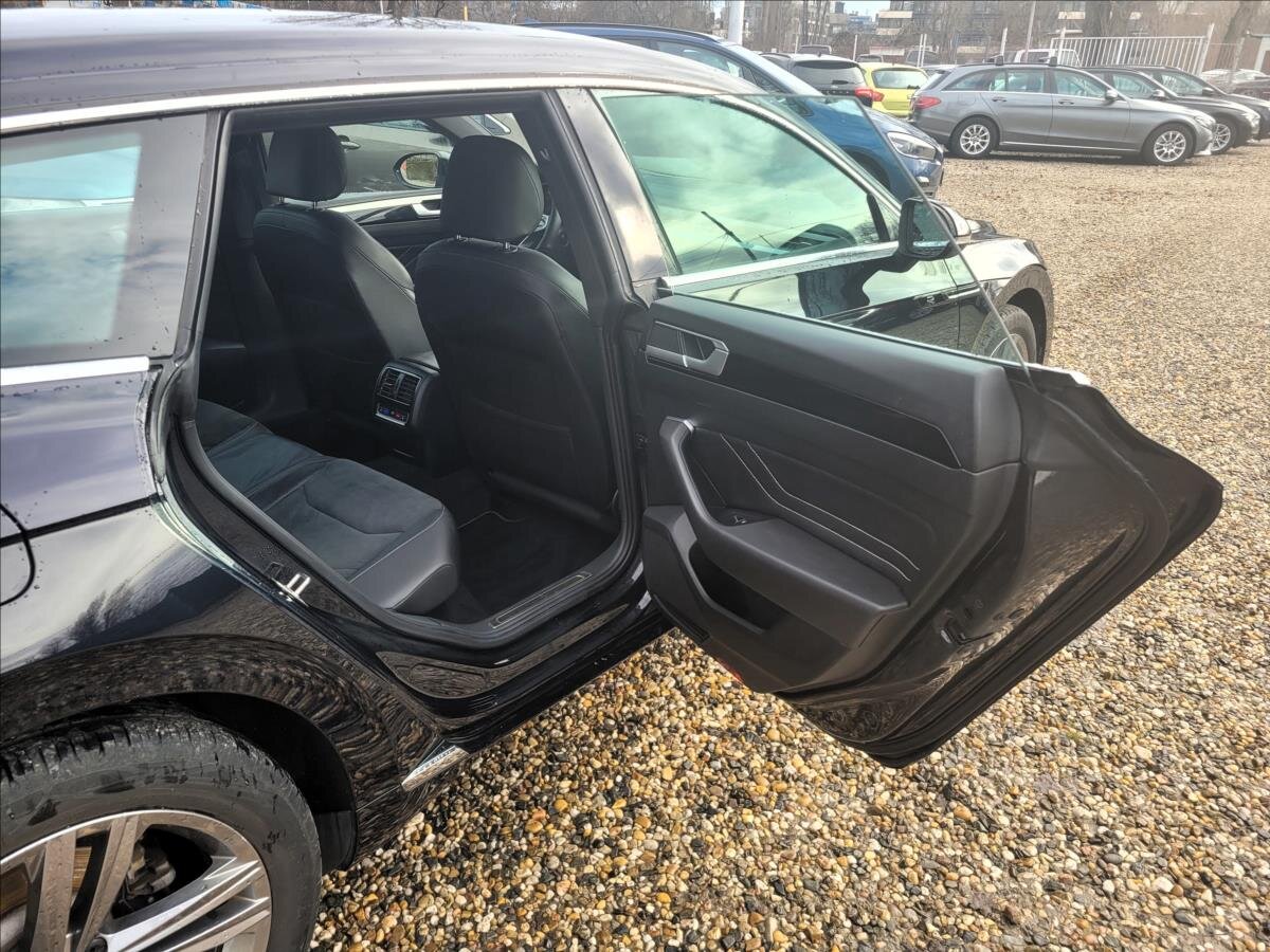 Volkswagen Arteon Kombi 1,4 l 115 kw