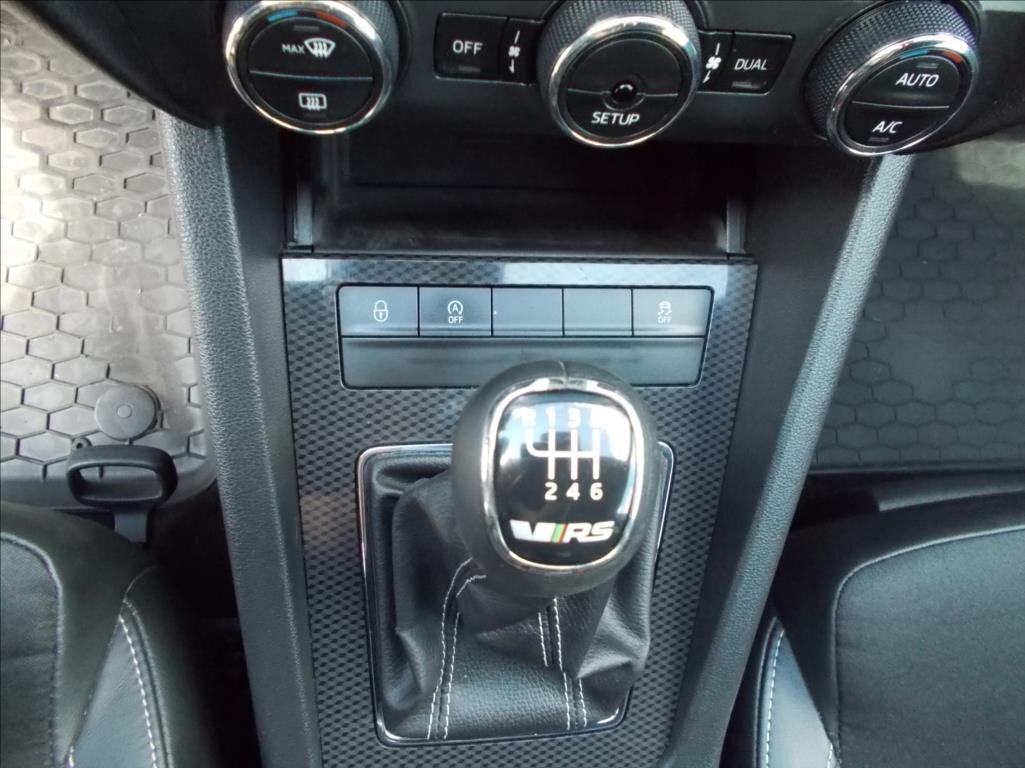 Škoda Octavia Sedan / Limuzína 2,0 l 135 kw