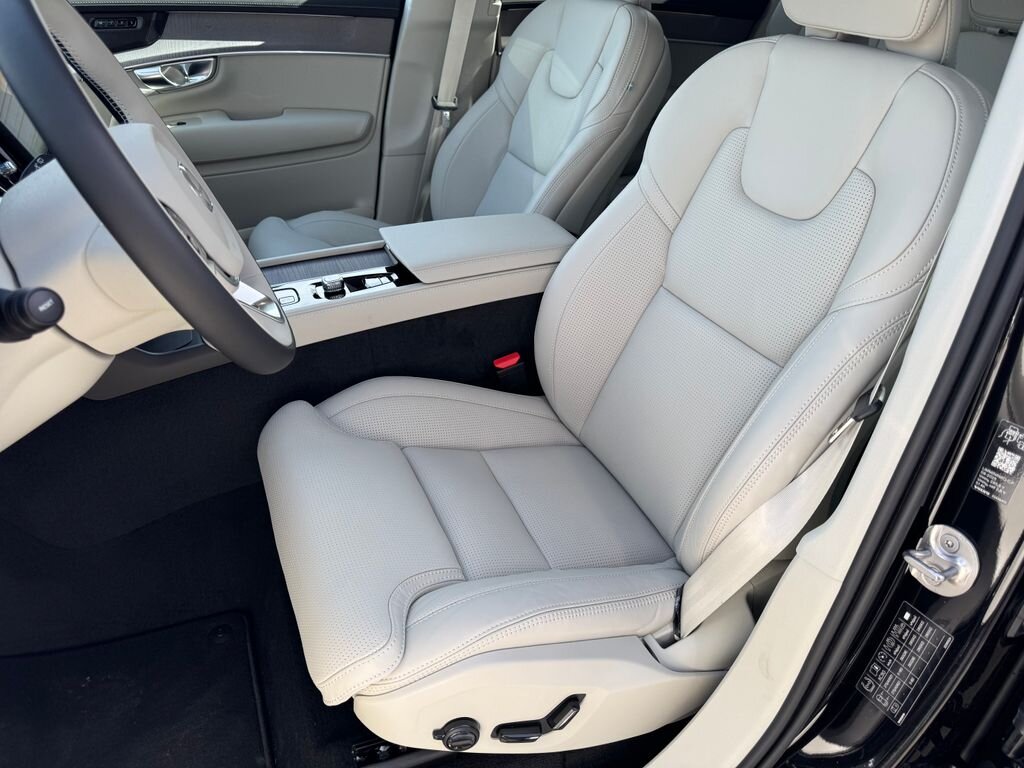 Volvo XC90 SUV / Terénní 2,0 l 335 kw