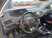 Peugeot 308 Hatchback 1,2 l 81 kw