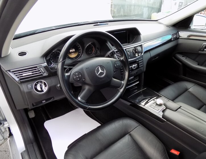 Mercedes-Benz Třídy E Kombi 3,0 l 170 kw