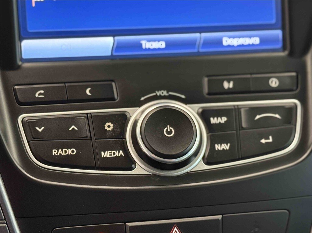 Hyundai Santa Fe SUV / Terénní 2,2 l 145 kw