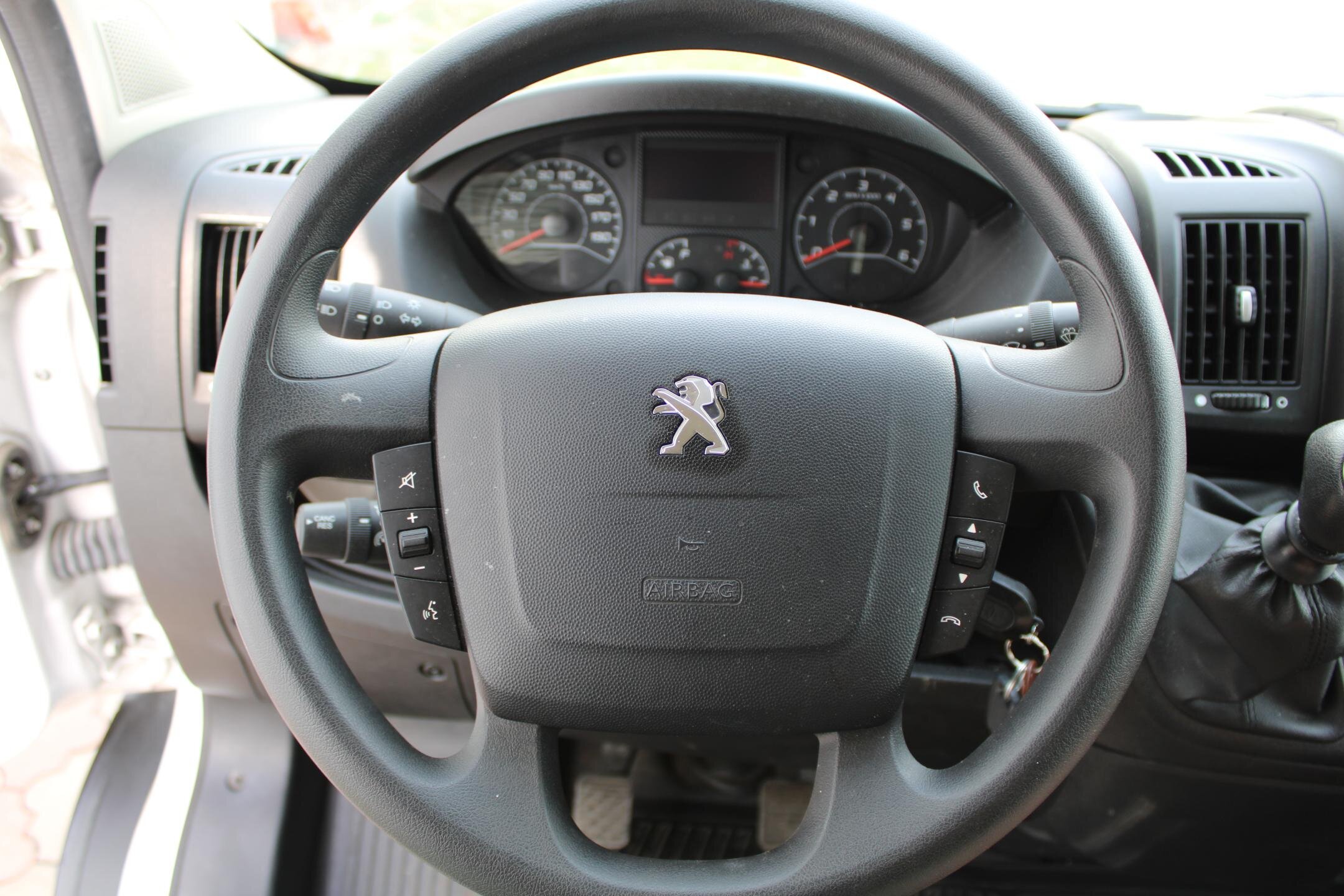 Peugeot Boxer Užitková 2,2 l 103 kw