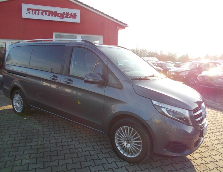 Mercedes-Benz Třídy V MPV 2,1 l 140 kw