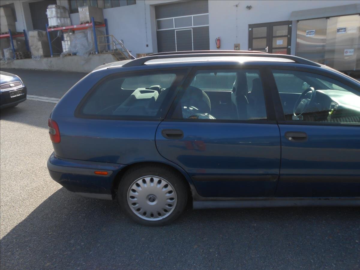 Volvo V40 Kombi 1,9 l 70 kw