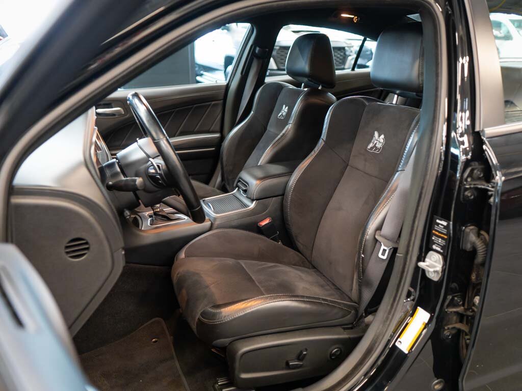 Dodge Charger Sedan / Limuzína 6,4 l 361 kw