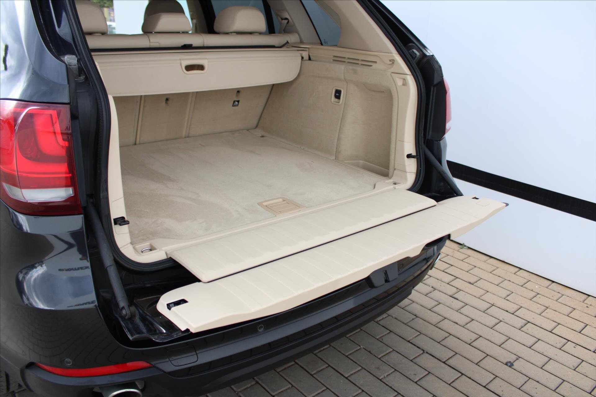 BMW X5 SUV / Terénní 3,0 l 190 kw