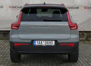 Volvo XC40 4