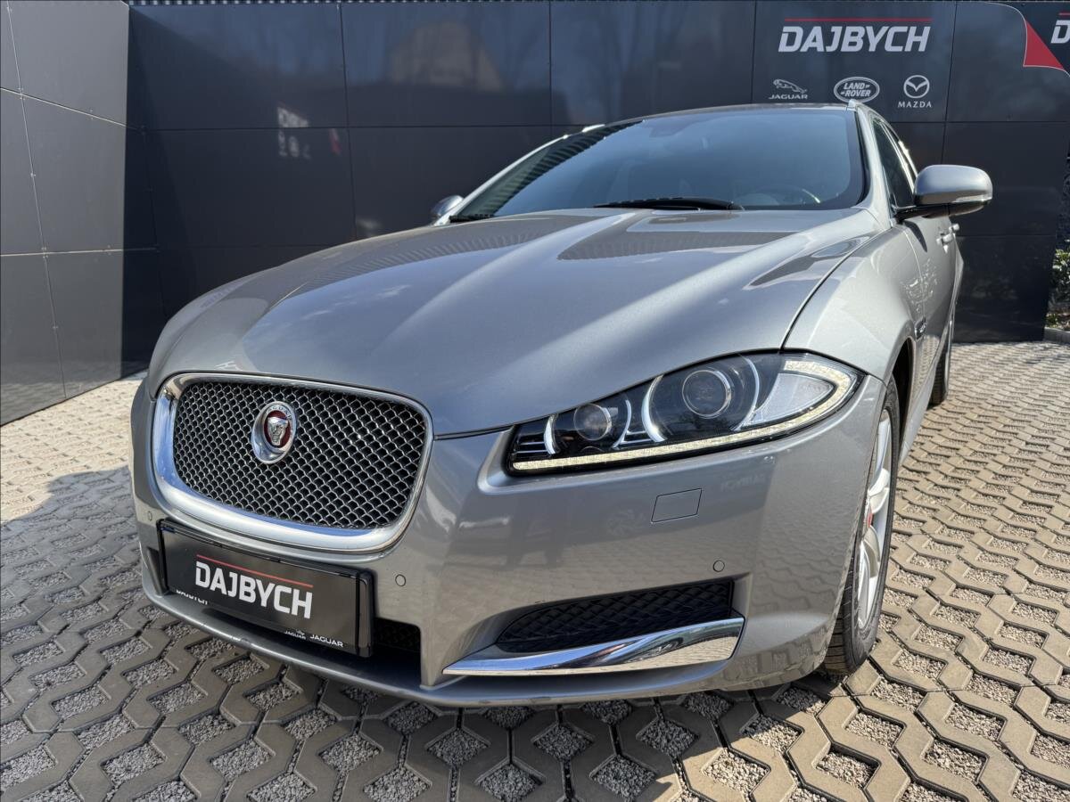 Jaguar XF Kombi 2,2 l 120 kw