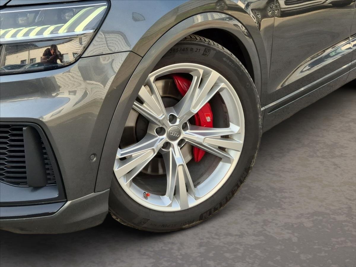 Audi SQ8 SUV / Terénní 4,0 l 320 kw