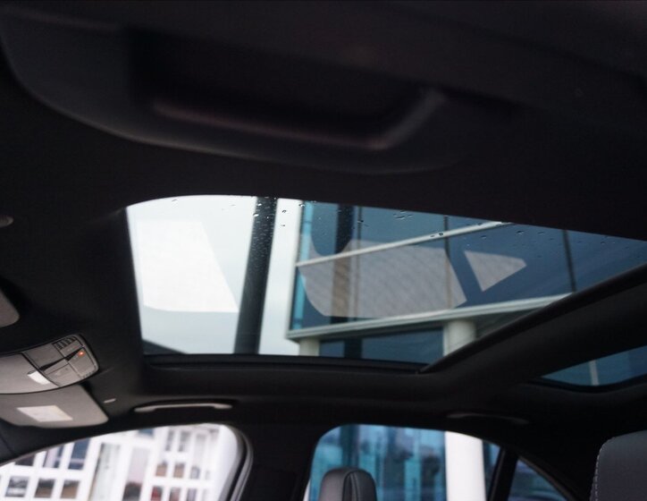 Mercedes-Benz Třídy C Sedan 4,0 l 375 kw